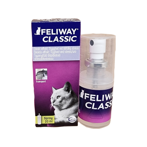 En blå, vit och lila kartong med en bild av en katt. En sprayflaska med lock står till höger i bild. Feliway classic spray 20 ml säljs i Vetbutiken. Ge din katt trygghet.